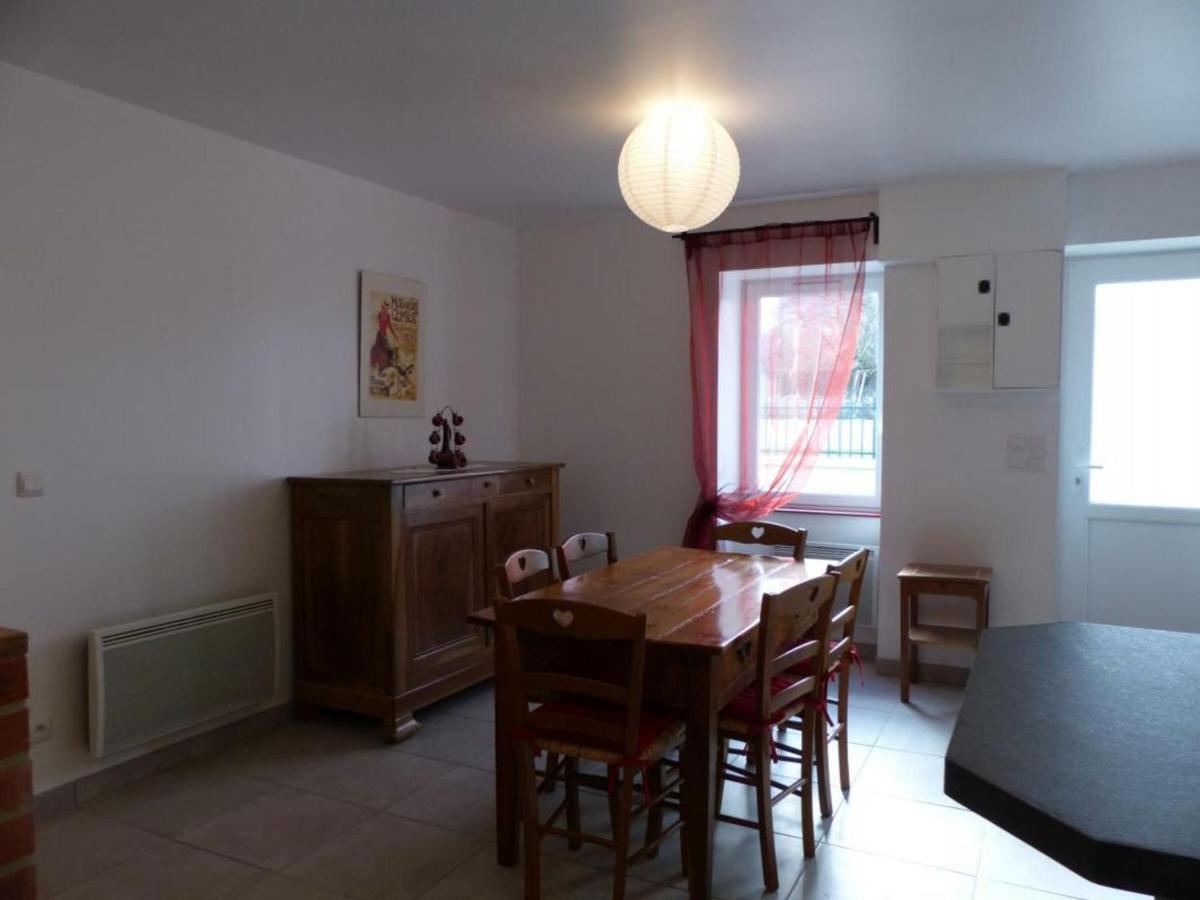 Maison Renovee Avec Cour Privee, Proche De Gannat, 3 Chambres, Animaux Acceptes, Equipements Modernes. - Fr-1-489-37 Poezat Eksteriør billede