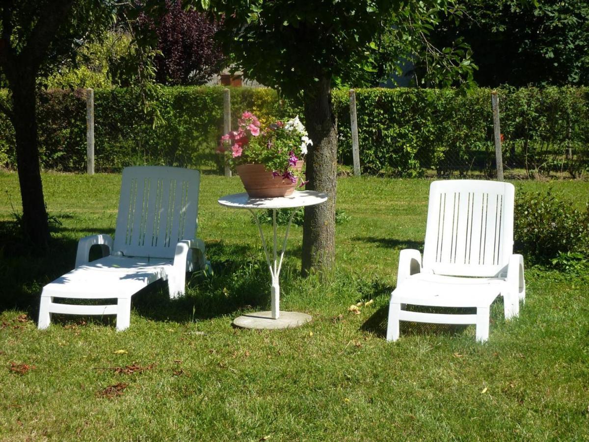 Maison Renovee Avec Cour Privee, Proche De Gannat, 3 Chambres, Animaux Acceptes, Equipements Modernes. - Fr-1-489-37 Poezat Eksteriør billede
